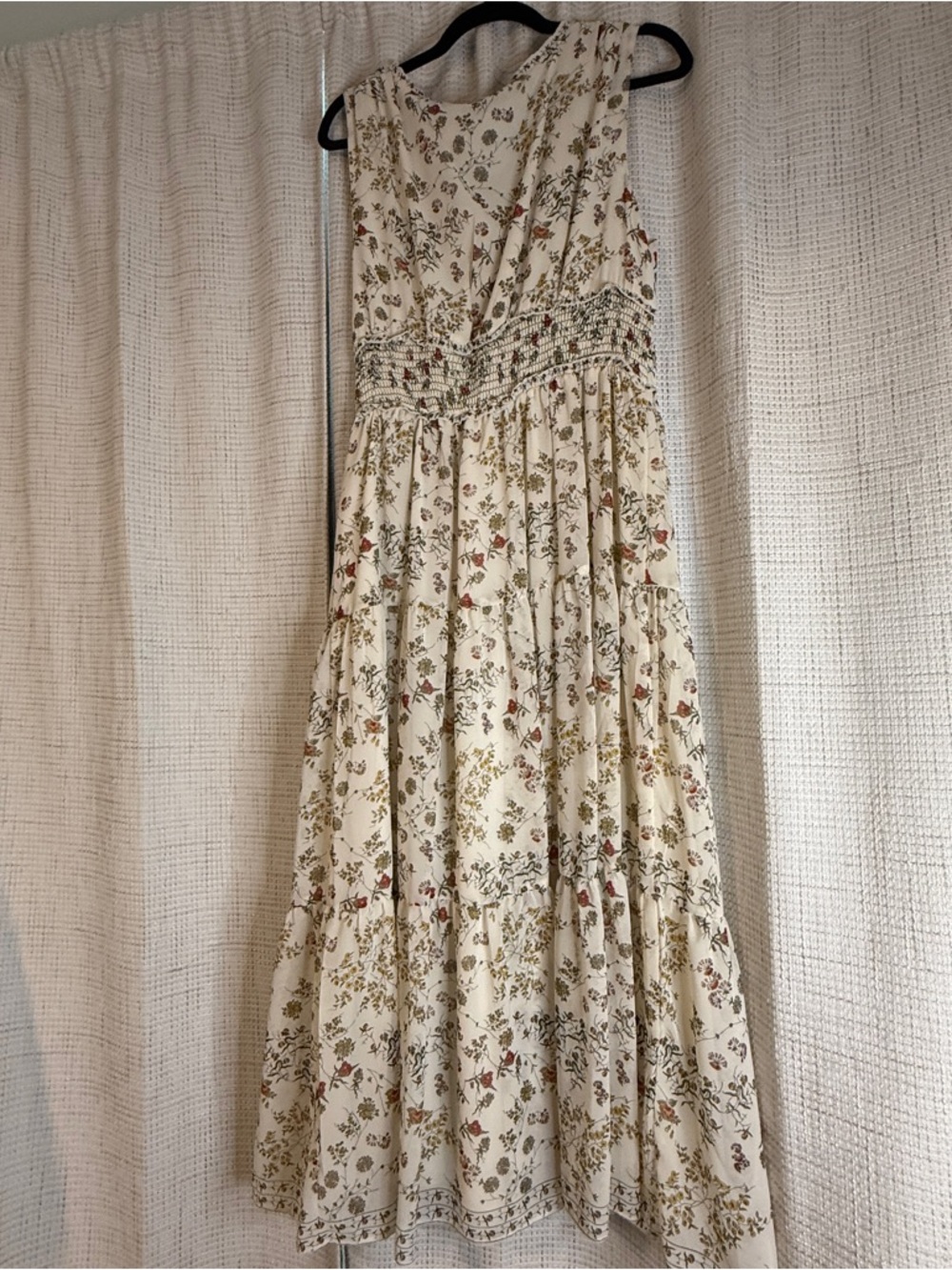 Max Studio Cream Floral Tiered V-Neck Maxi Dress - Picture 2 of 8
